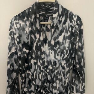 Pretty black and white dress shirt